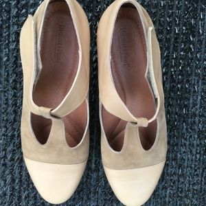 BeautiFeel Taupe Leather and Nubuck, size 40